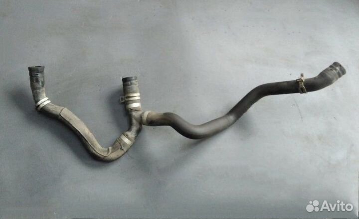 Патрубок системы охлаждения Ford Focus Iii хетчбек