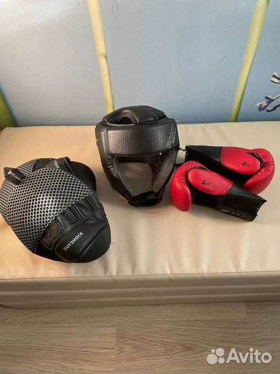 Шлем, перчатки, лапы