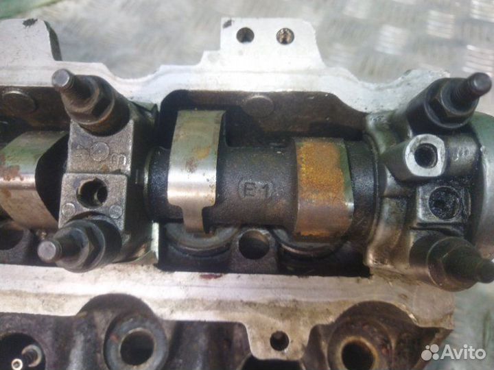 ГБЦ головка блока цилиндров Peugeot 406 седан 1.8