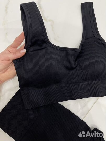 Спортивный костюм новый