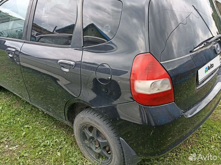 Honda Fit 1.3 CVT, 2001, 200 000 км