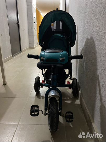 Детский велосипед трехколесный с ручкой