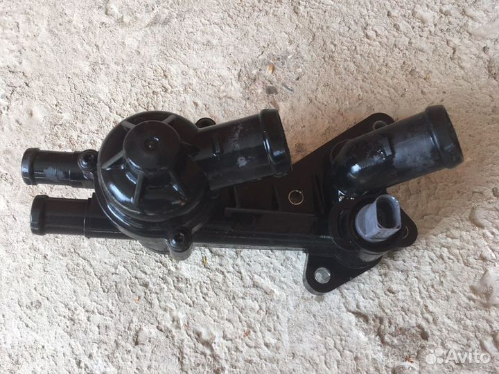 Корпус термостата для Шкода Фольксваген