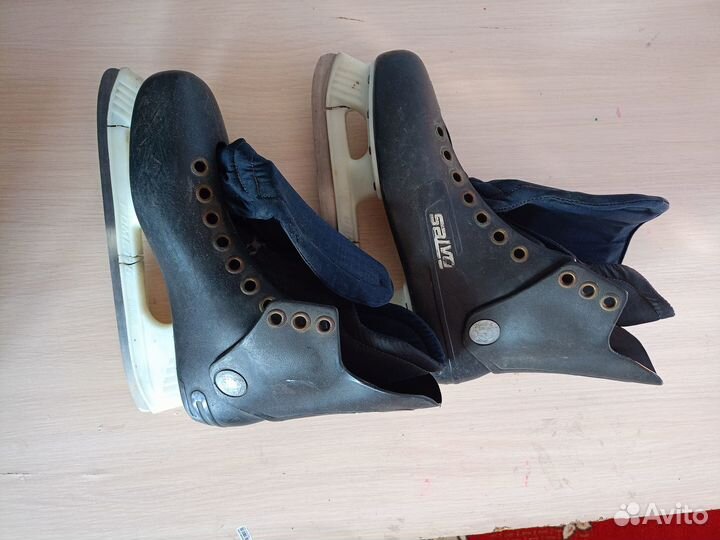 Коньки хоккейные Salvo