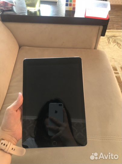 iPad air 2 sim + wifi