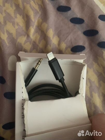 Переходник aux iPhone