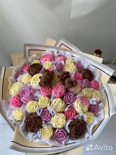 Букет из шоколадных чайных роз