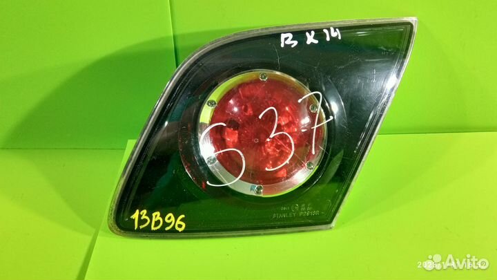 Фонарь внутренний правый для Mazda 3 2003-2009