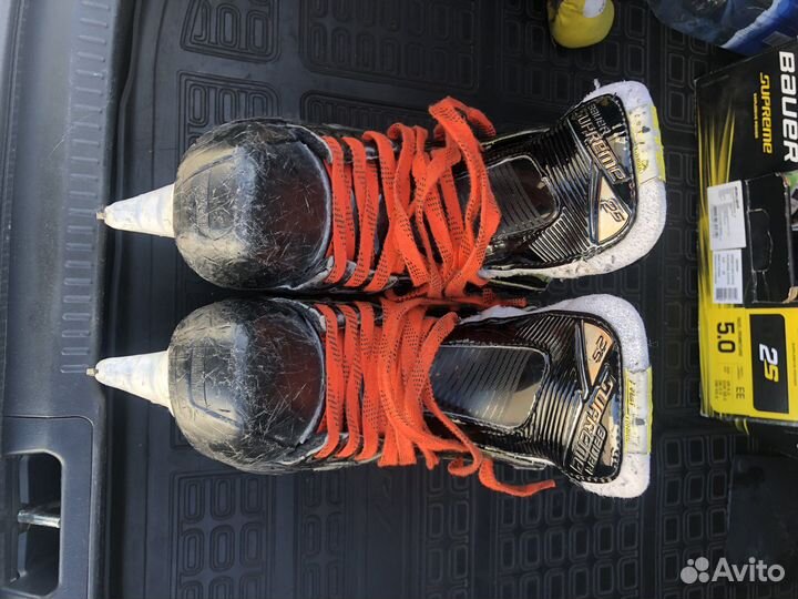 Хоккейные коньки bauer