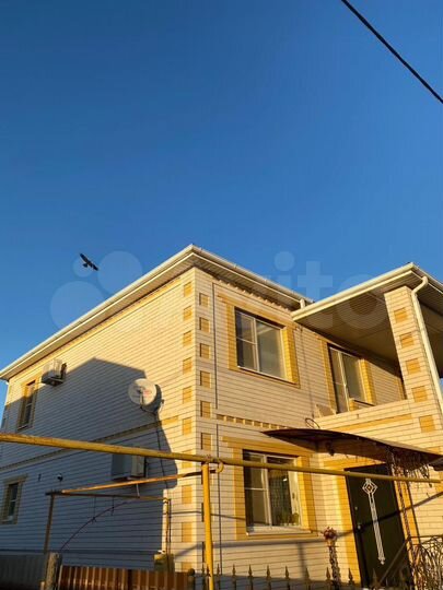 Коттедж 189 м² на участке 6 сот.