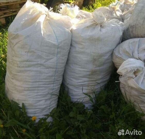Куриный помет в мешках