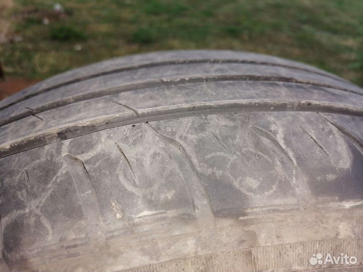 Toyo H05 215/60 R16 95F