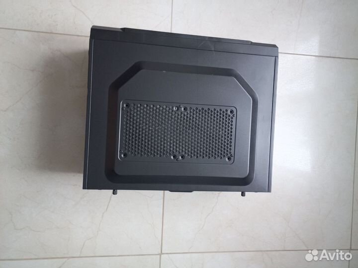 Системный блок i5, 8Gb 512SSD на водяном охлаждени