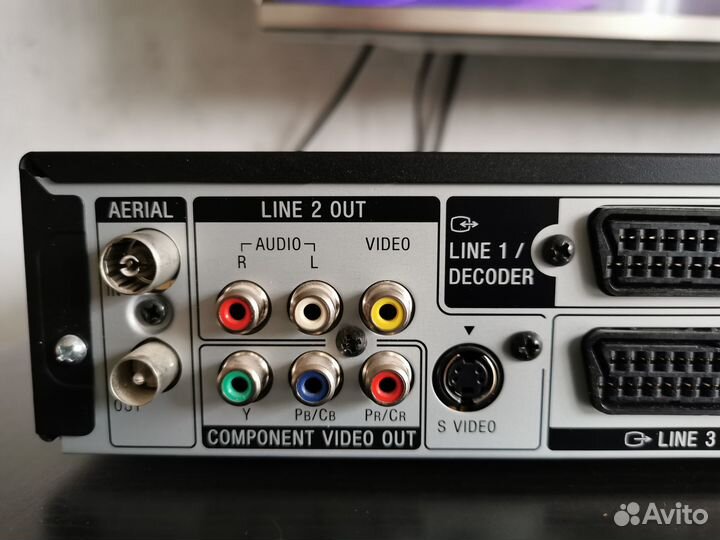 Пишущий DVD/HDD-плеер Sony RDR-AT 100 с USB и HDD