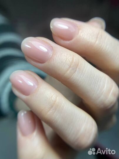 Маникюр с покрытием гель-лак