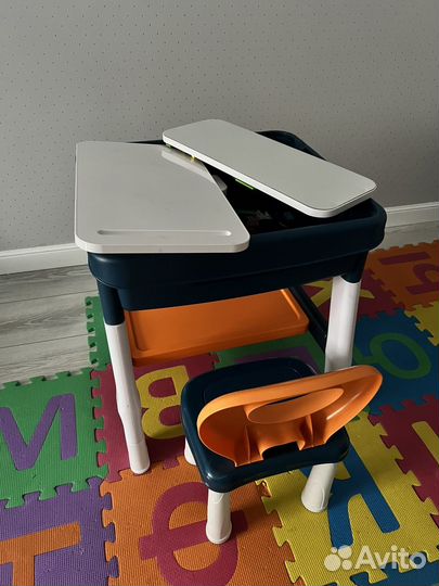 Детский столик