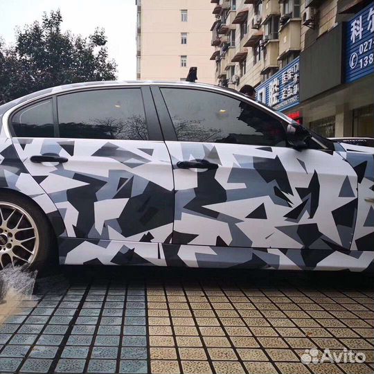 Большие наклейки на авто