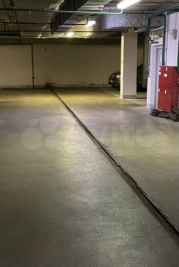 Машиноместо, 13 м²