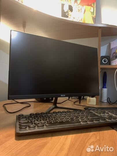 Монитор Mucai 22' FullHD