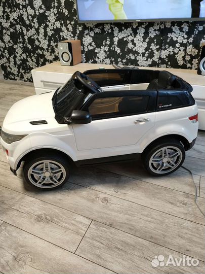 Детский электромобиль