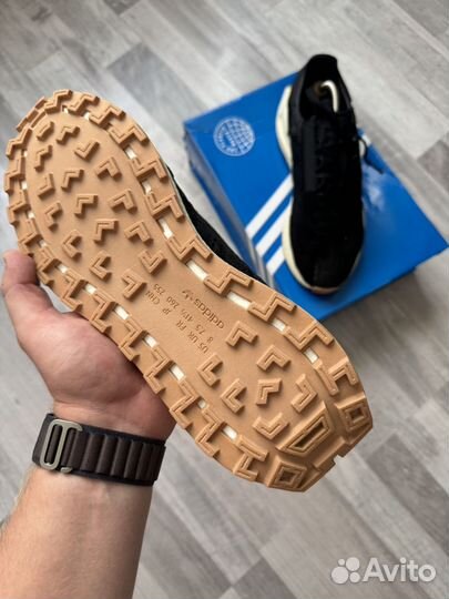 Кроссовки adidas retropy e5