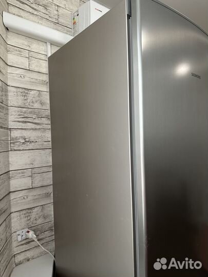 Холодильник Siemens бу
