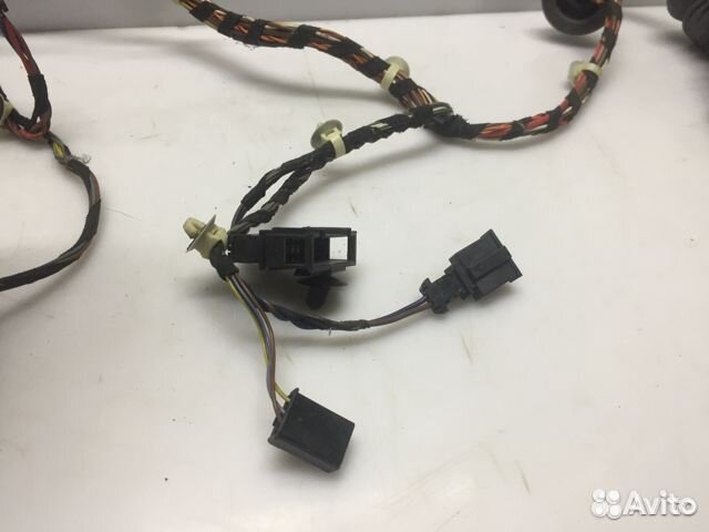 Проводка передней правой двери Octavia A5 04-08
