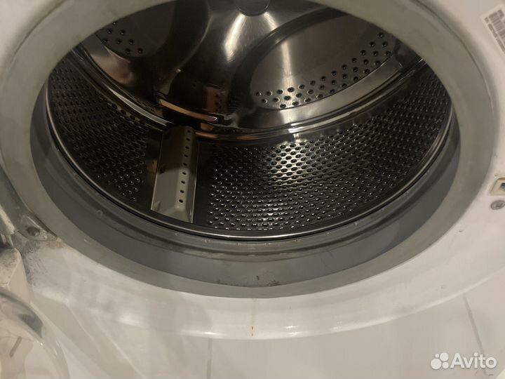 Стиральная машинка Indesit wisl103