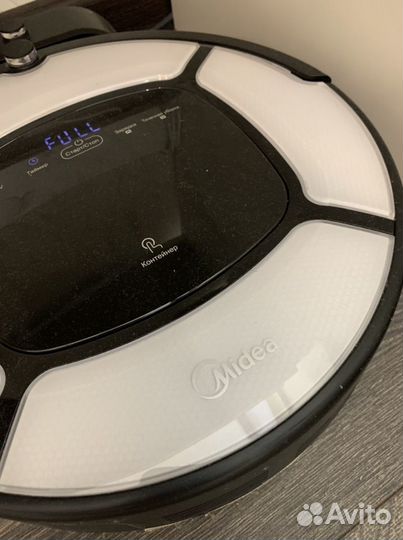 Робот пылесос