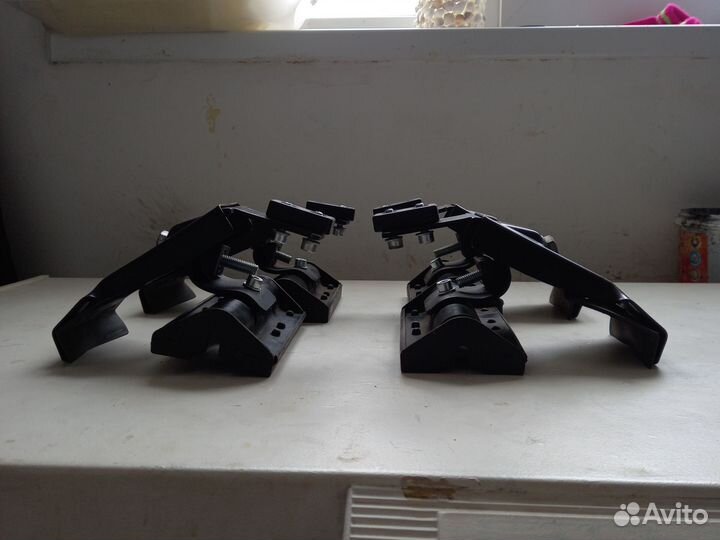 Крепление багажника