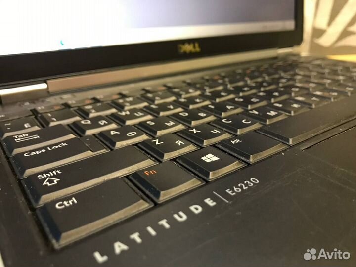 Мощный мини-ноутбук Dell Core/i7/6gb/SSD