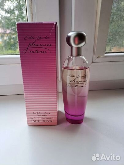 Estee lauder pleasures intense