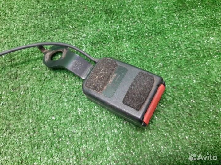 Замок ремня безопасности передний левый Renault D