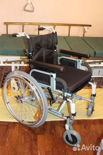 Кресло-коляска для инвалидов, прогулочная, уличная