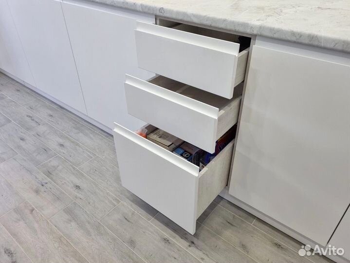 Современная кухня под ключ