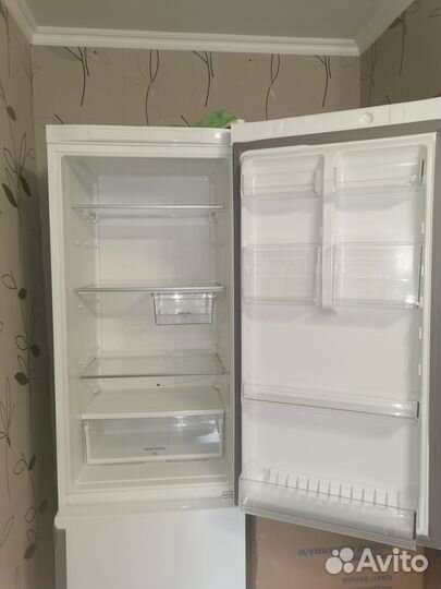 Холодильник на запчасти
