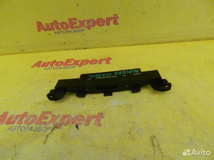 Часы Nissan Almera