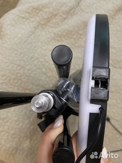 Штатив тринога