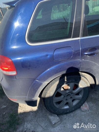 Крыло заднее правое Volkswagen Touareg 2003