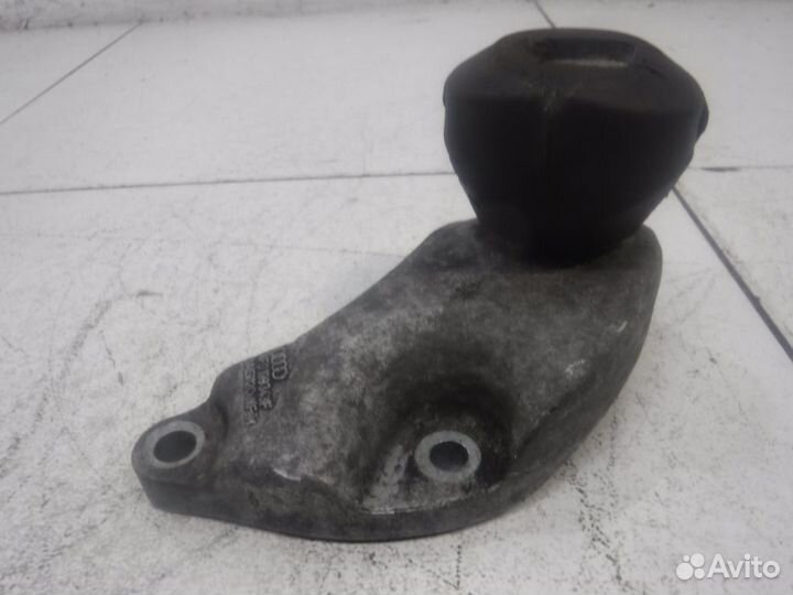 Опора двигателя Ауди A6 C6