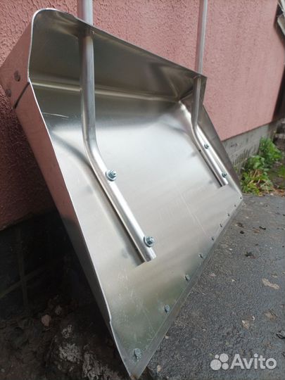 Движок.Скрепер для уборки снега