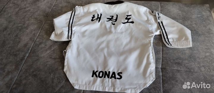 Кимоно бу для тхеквандо с надписью 