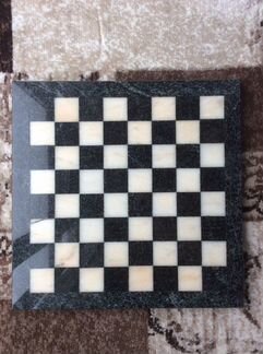 Шахматная доска из чароита