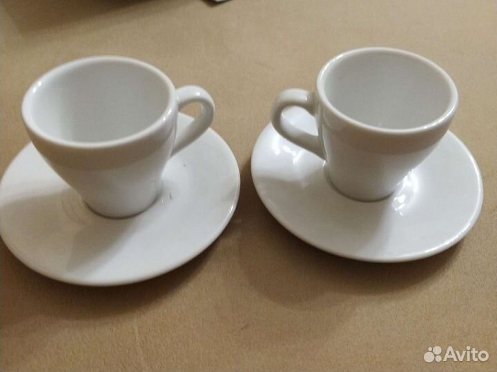Чашка с блюдцеи