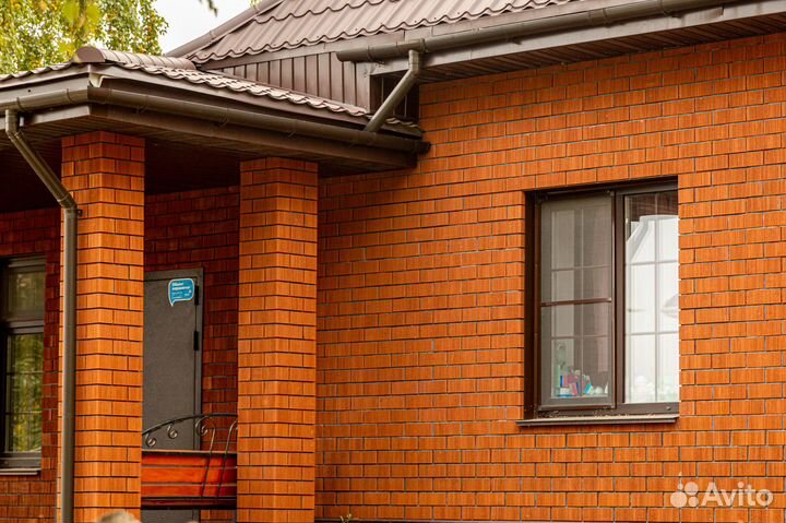 Кирпич облицовочный полуторный красный велюр