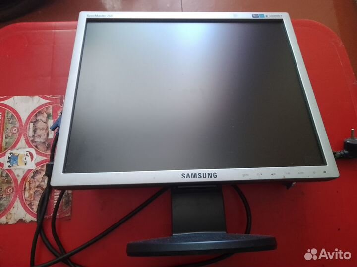 Монитор Samsung SyncMaster 743