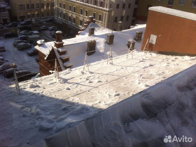 Чистка снега, наледи, сосулек с крыш и балконов объявление продам