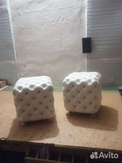 Пуфик в каретной стяжке