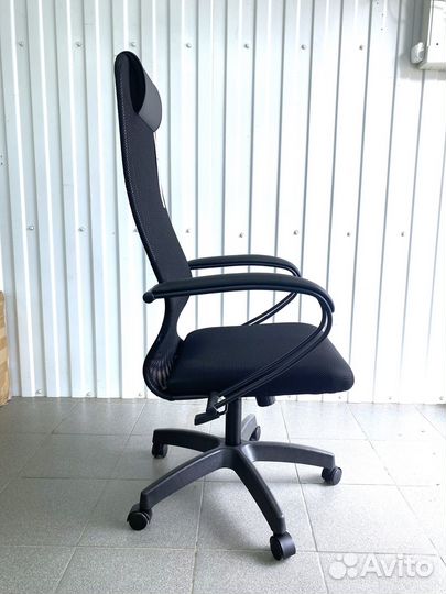 Офисное кресло компьютерное кресло