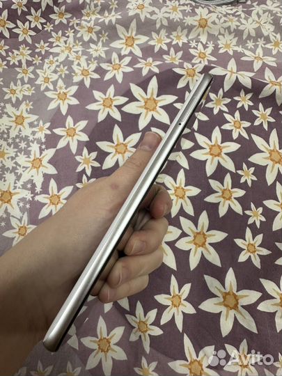 Xiaomi Mi 8, 6/64 ГБ